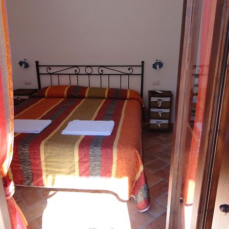 Bed&Breakfast Ichnos Cala Gonone Exterior foto