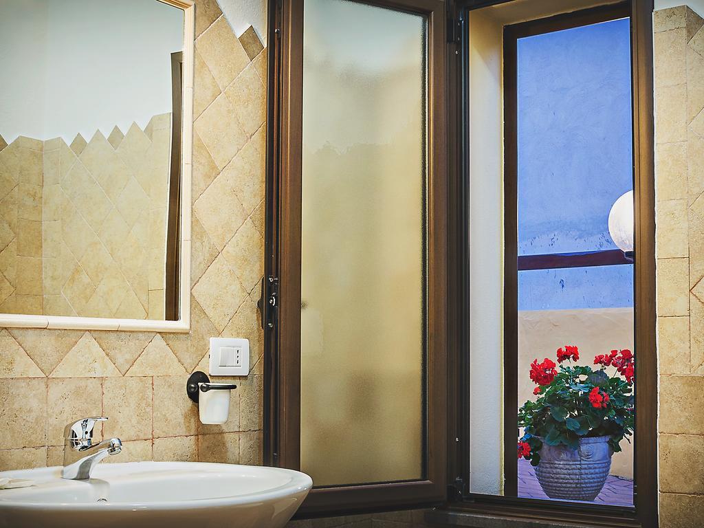 Bed&Breakfast Ichnos Cala Gonone Zimmer foto
