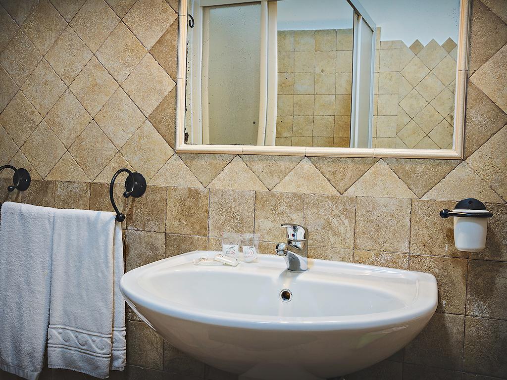 Bed&Breakfast Ichnos Cala Gonone Zimmer foto