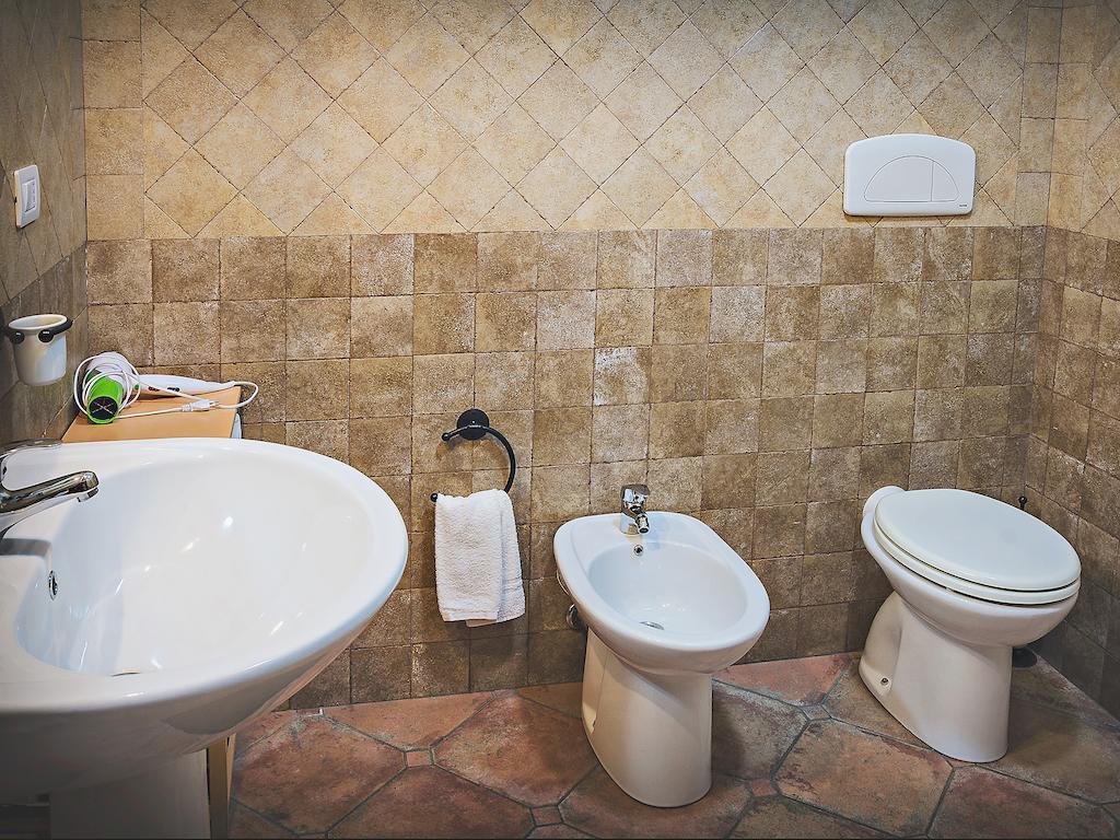 Bed&Breakfast Ichnos Cala Gonone Zimmer foto
