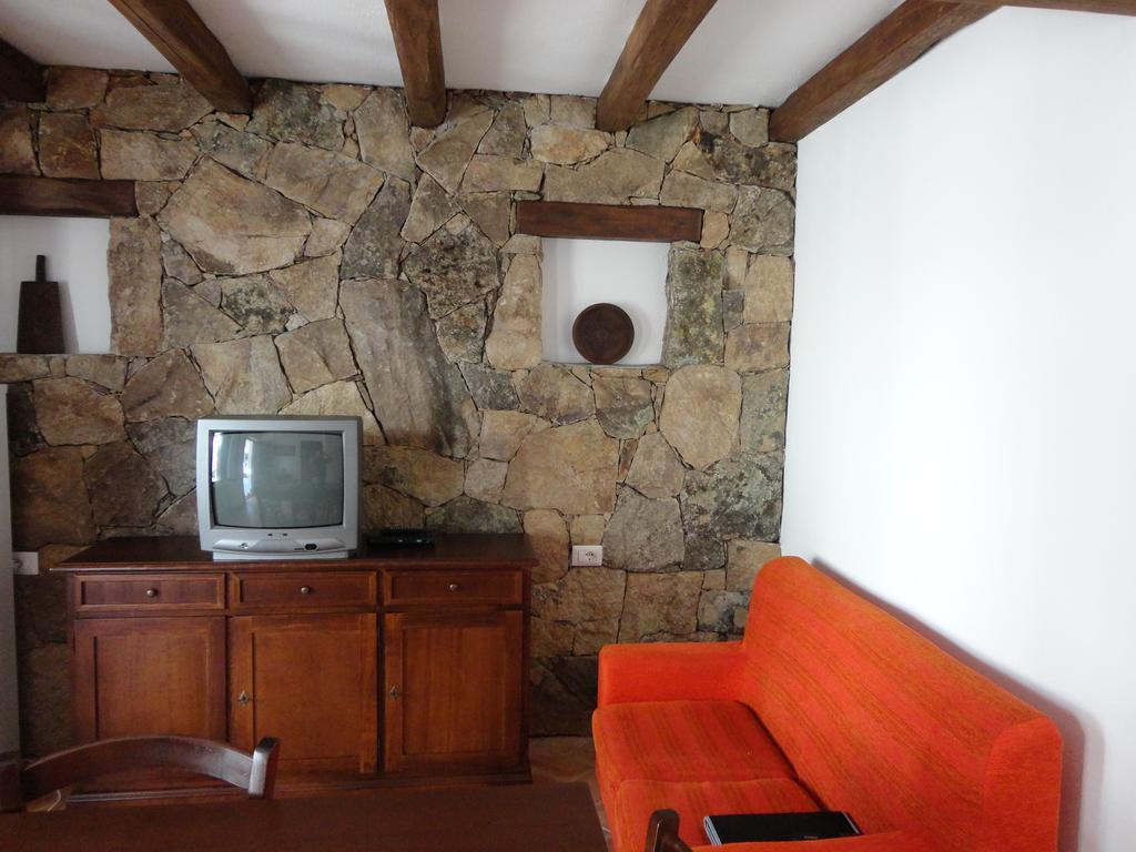 Bed&Breakfast Ichnos Cala Gonone Exterior foto