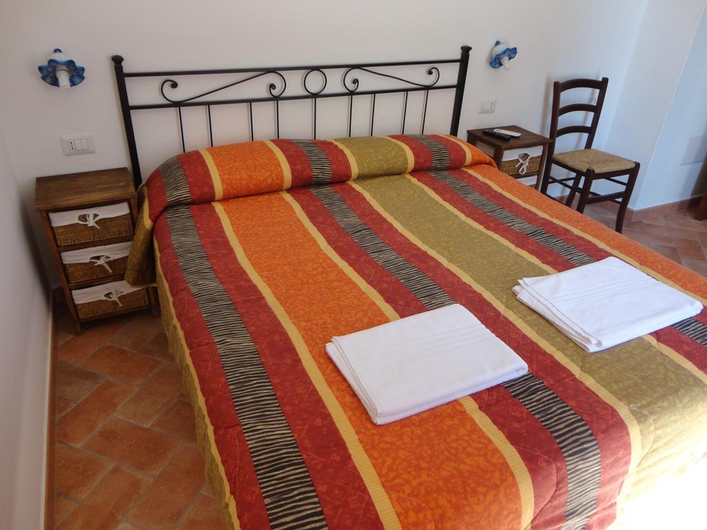 Bed&Breakfast Ichnos Cala Gonone Exterior foto