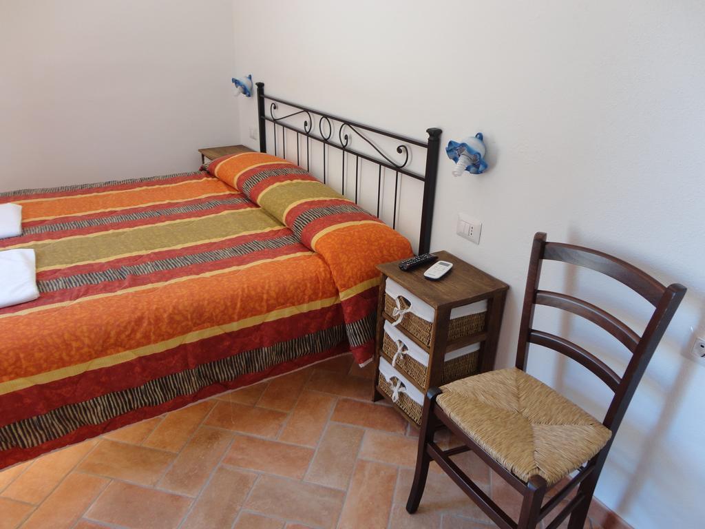 Bed&Breakfast Ichnos Cala Gonone Exterior foto